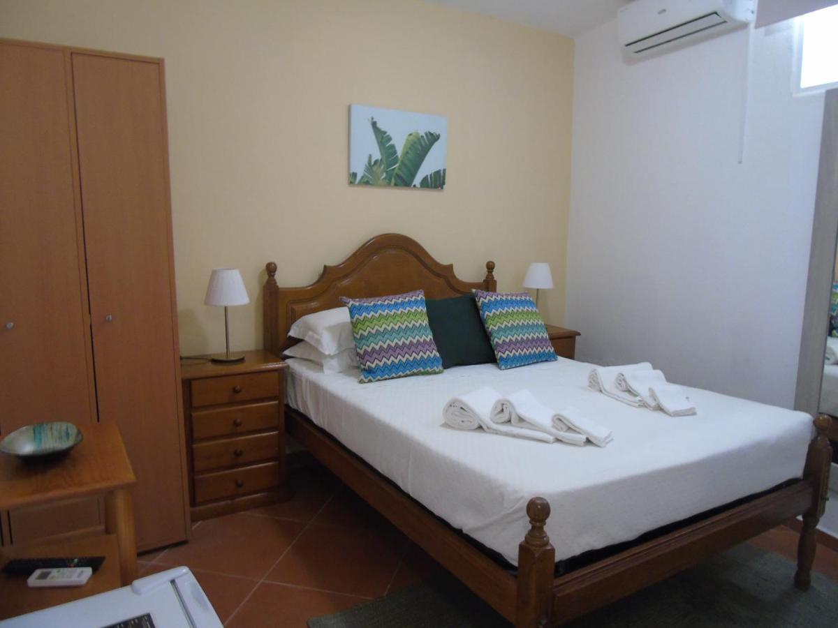 Manta Guest - Bed & Breakfast Manta Rota Εξωτερικό φωτογραφία